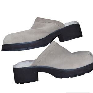 Women's Simple Clogs US 10 Beige Taupe Leather Upper Wool Lining 90s Vibe